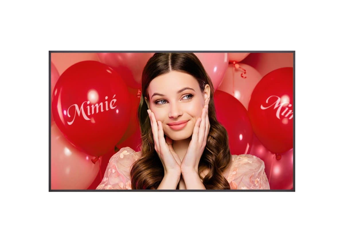 LG 55in UHD 16:9 700 Nits 24/7 Dual Orientation 28 Haze Ip5x Rated
