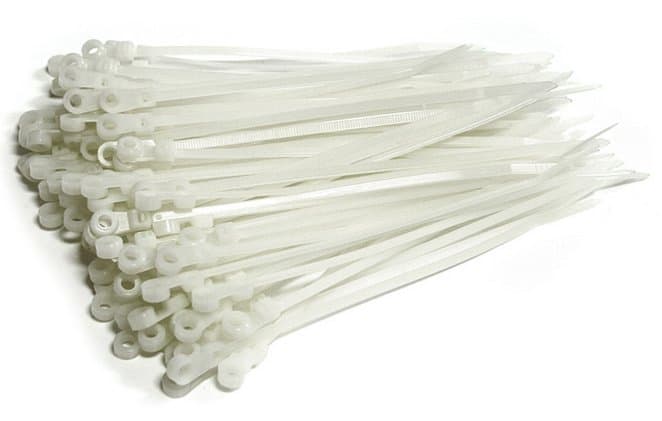 StarTech TCV155 Nylon Cable Ties, 6 inch, 100 pack, White