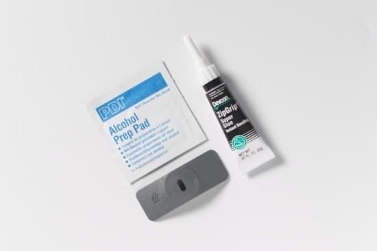 Kensington Security Slot Adapter Kit, Universal Compatibility, Adhesive